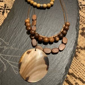 Shell and Beaded Necklace with Beaded Bracelet